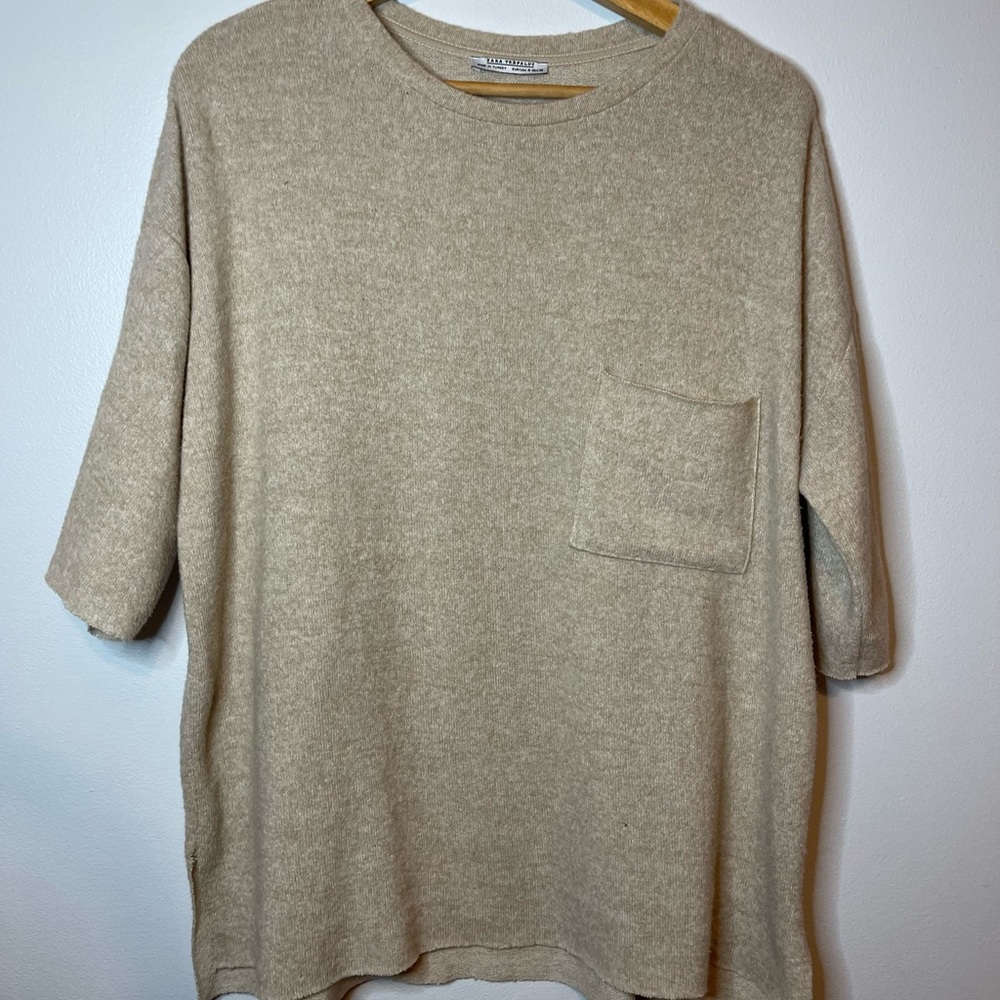 Zara boxy knit tee size M cream color